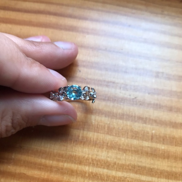 Aquamarine floral ring - Picture 9 of 10